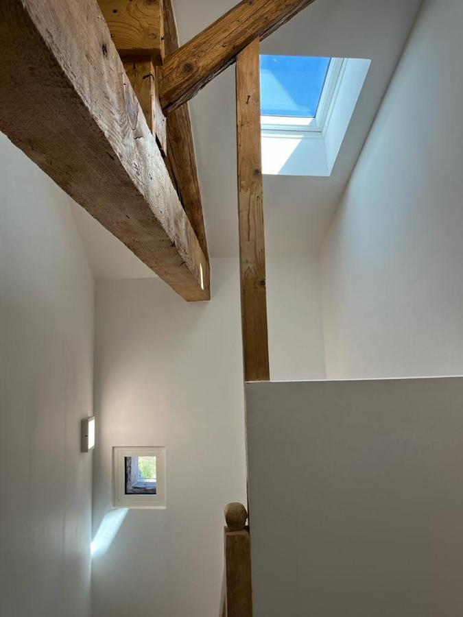 Superbe Maison De Ville, Renovee A 15 Min De Lyon Saint-Symphorien-dʼOzon Exterior foto