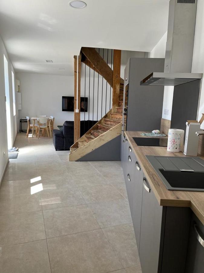 Superbe Maison De Ville, Renovee A 15 Min De Lyon Saint-Symphorien-dʼOzon Exterior foto